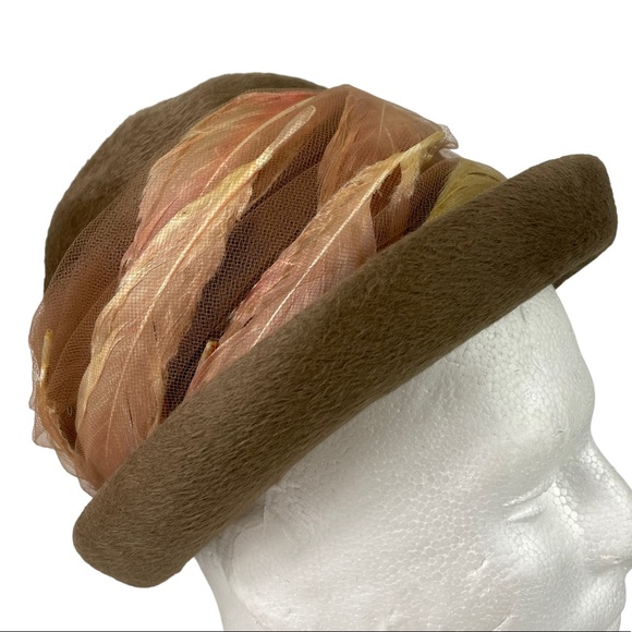 Vintage 1940s Christian Dior Chapeaux Feather Adorned Italian Fur Fedora Style - Picture 7 of 16